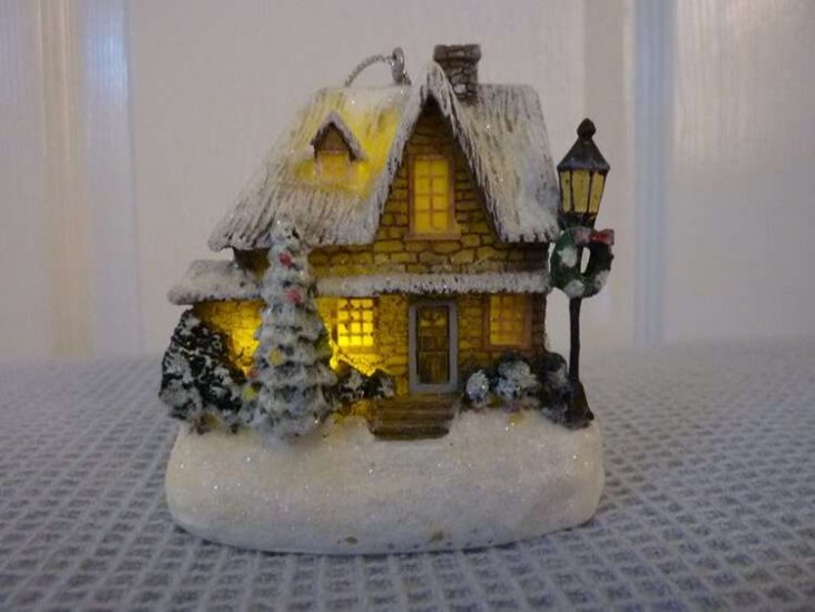 Thomas Kinkade - Christmas Eve 1991 - Xmas Tree Ornament - Click Image to Close